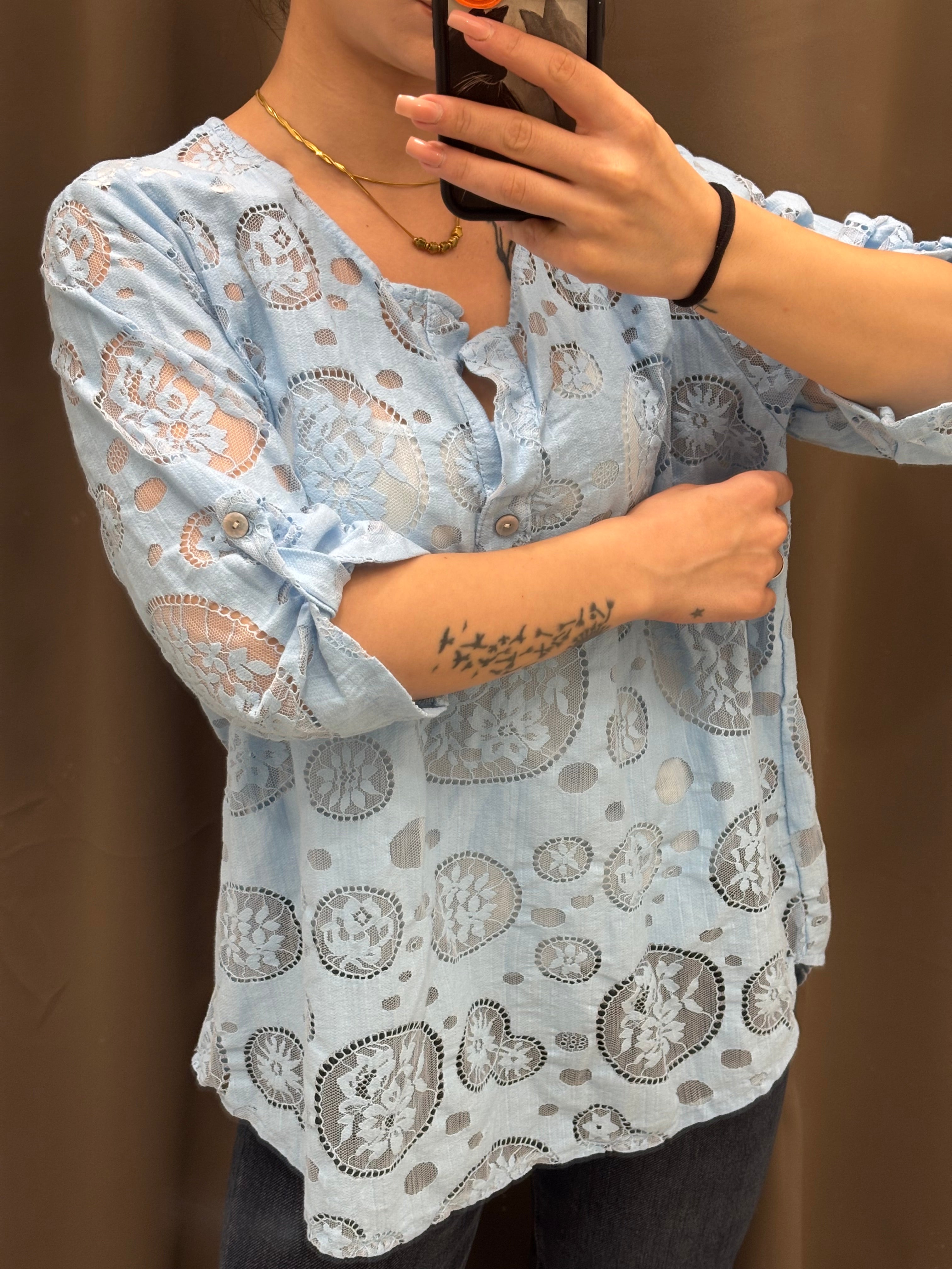 Maglia morita con canotta  sotto